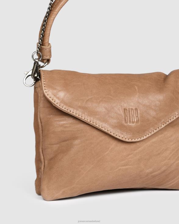 Biba Logan crossbodytas met envelop 46LN417 taupe leer Jo Mercer accessoires