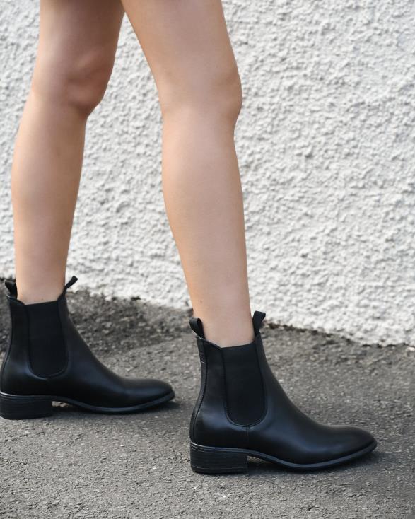 platte enkellaarzen van cisco 46LN331 zwart leer Jo Mercer schoenen